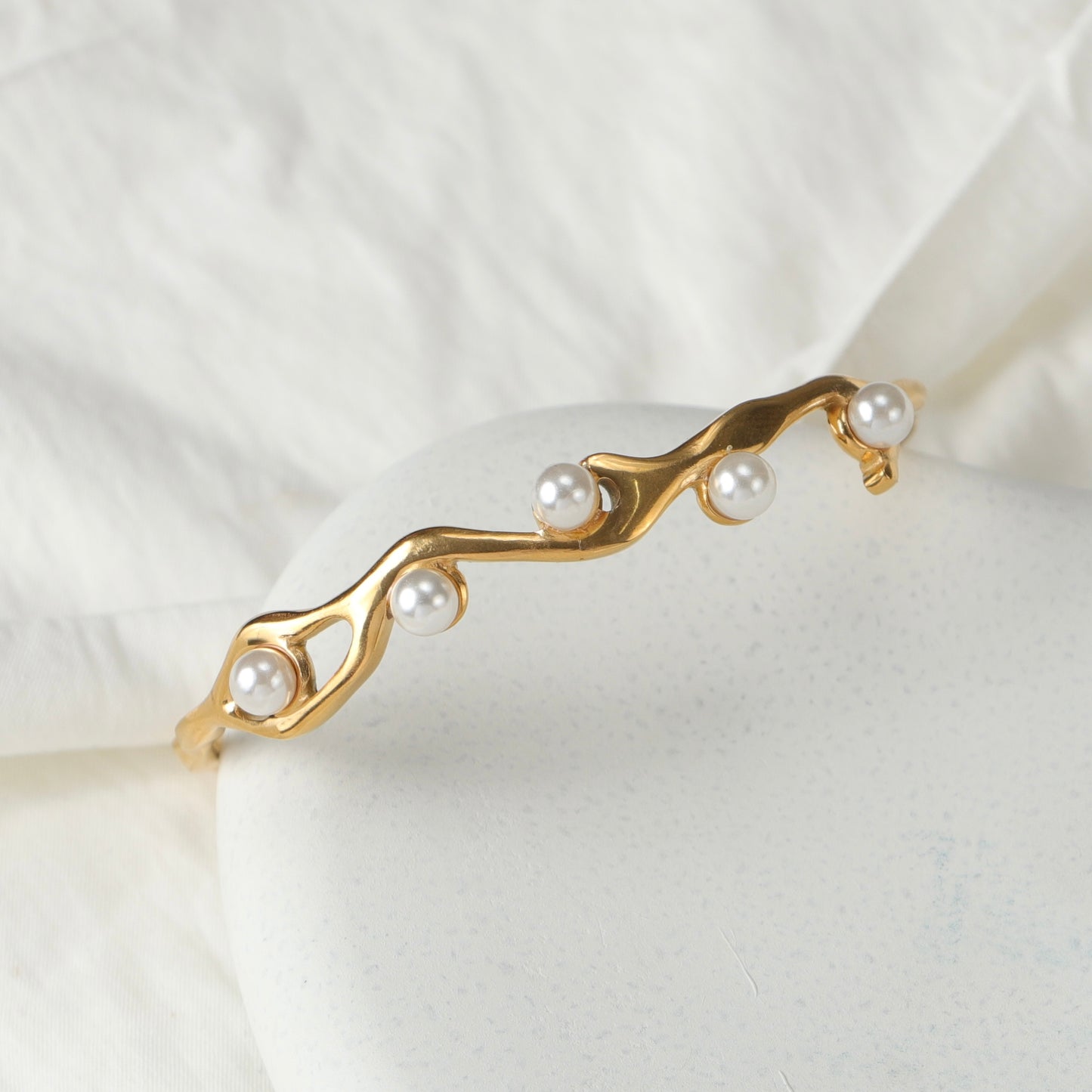 Pearl Buds Bracelet