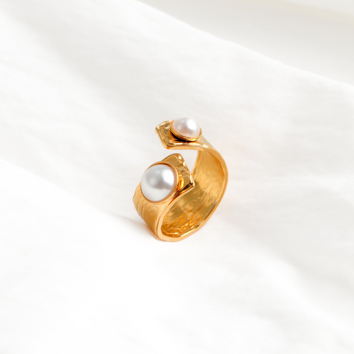Squeezal Pearl Ring