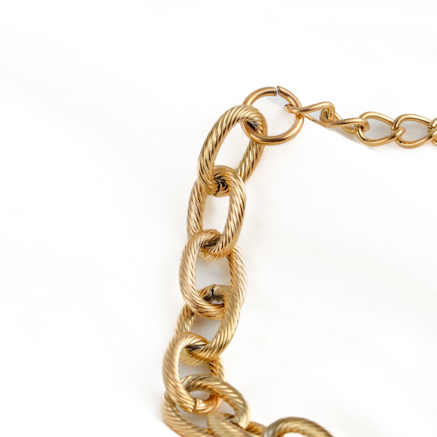 Hollow Chain Bracelet