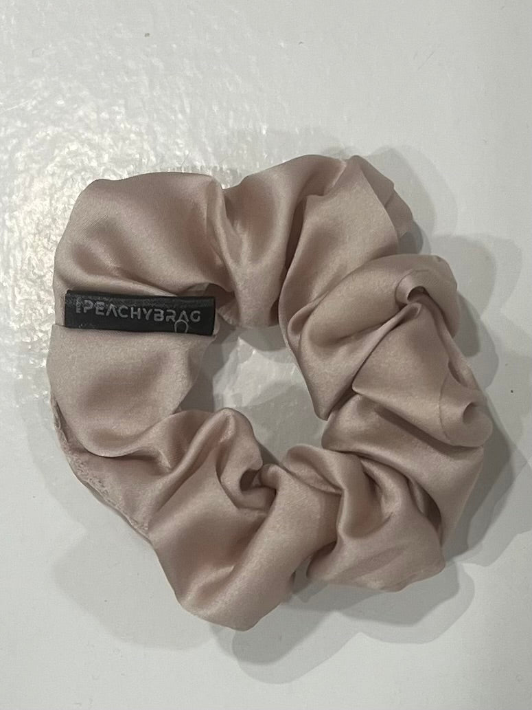 Magical Shell Scrunchie