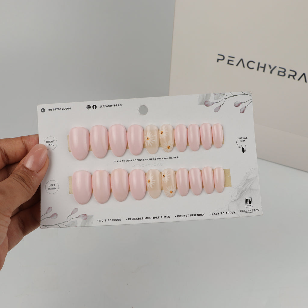 Daisy Darlz press-on nail set of 20 in standard sizes