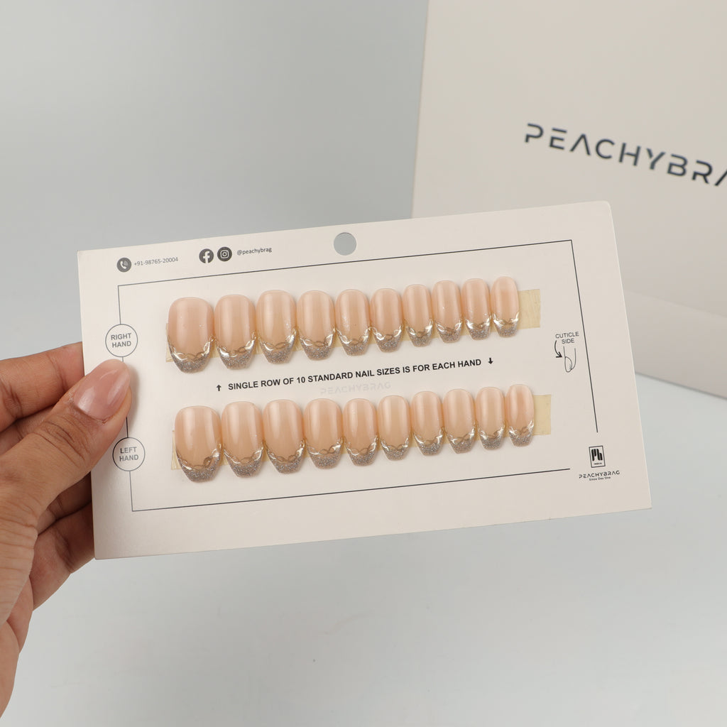 Chain Loop false nails, exclusive press-on design
