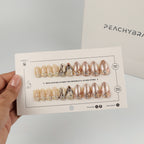 Queen Throne press-on nail set of 20 in standard sizes