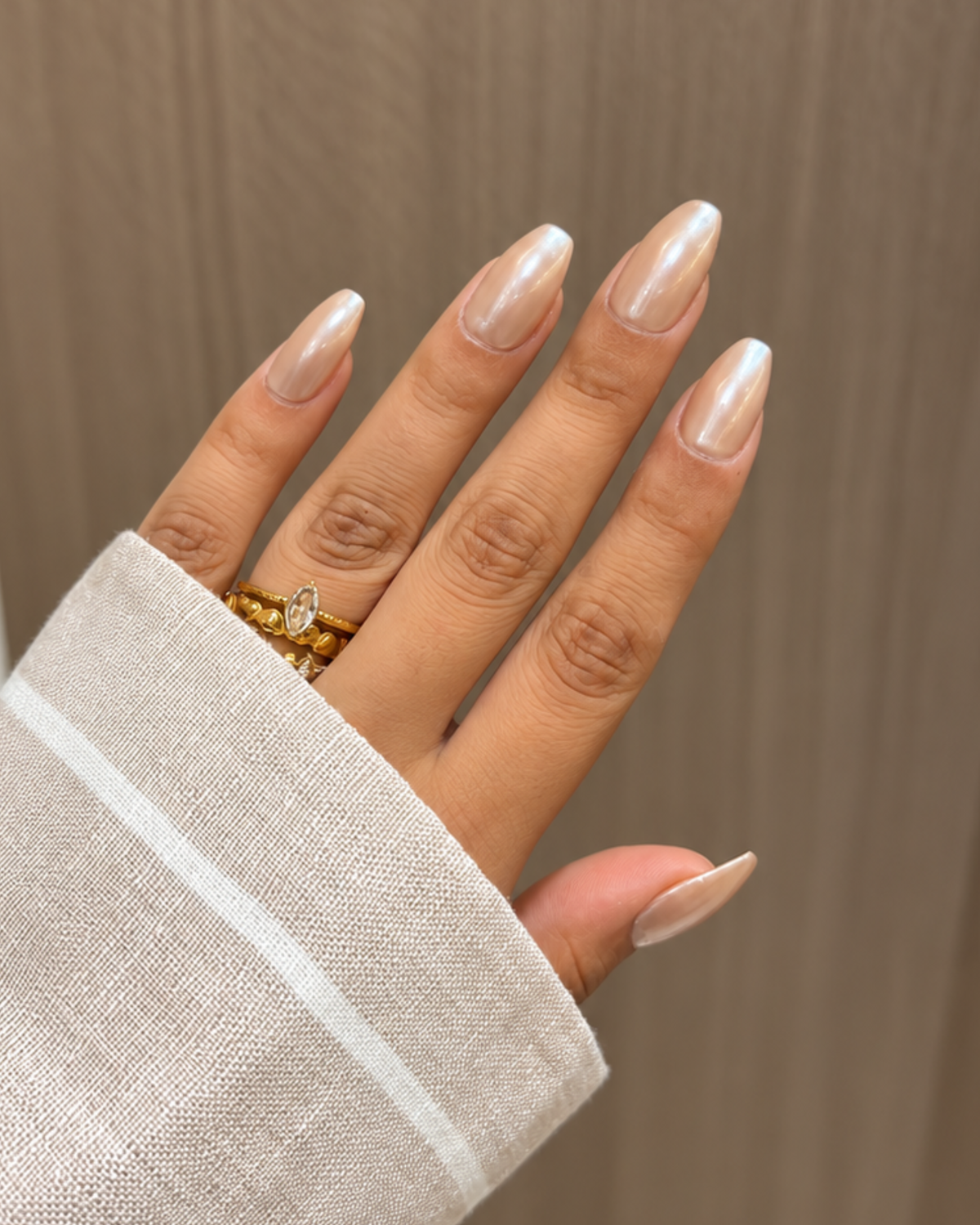 Hailey Chrome press-on nail set of 20 in standard sizes