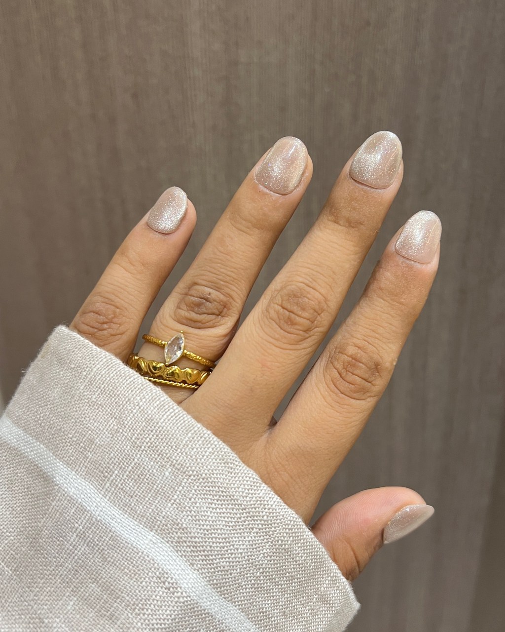 Mocha Mist Cateye press-on nail set of 20 in standard sizes