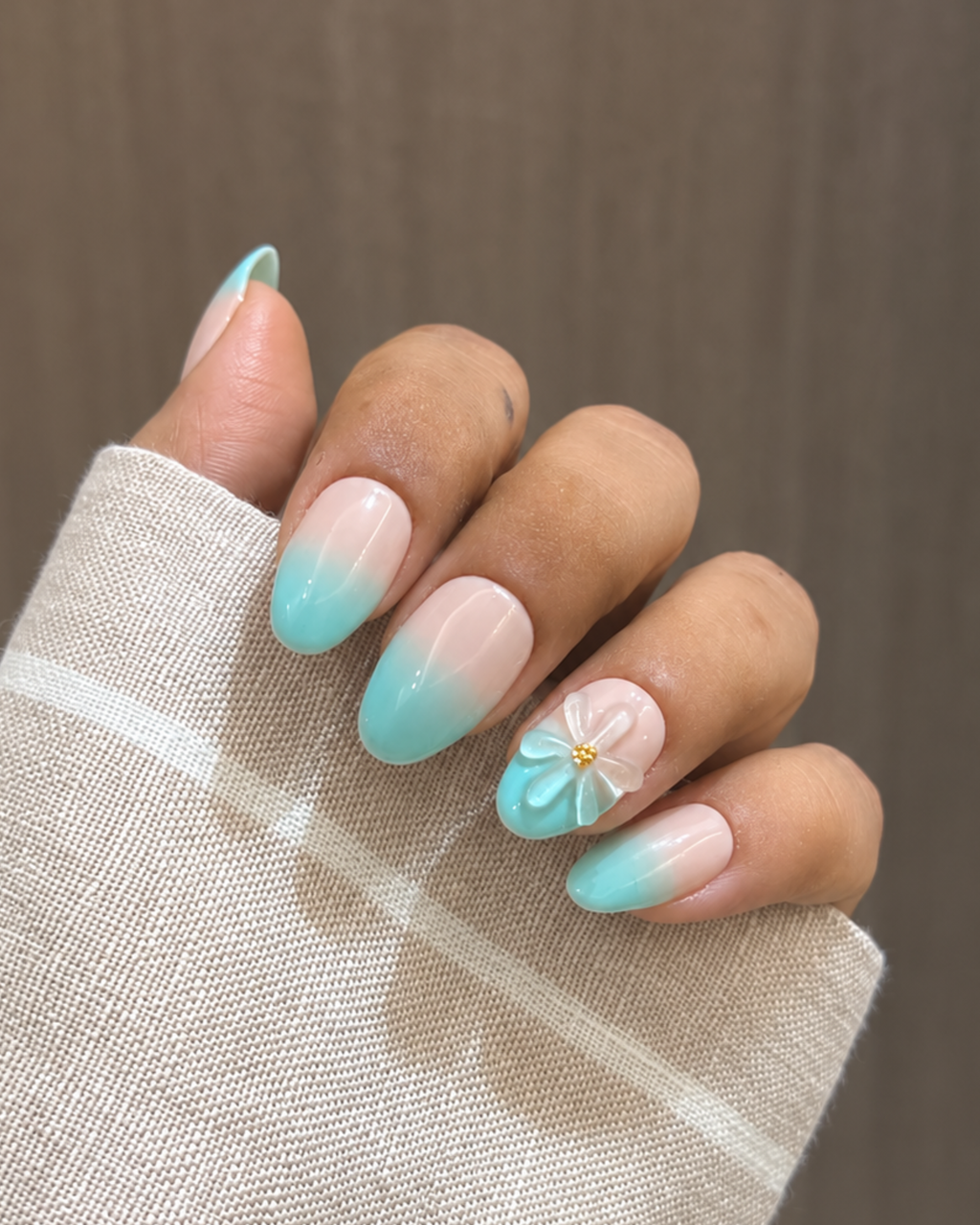 Beach Bloom press-on nails, exclusive reusable nail set