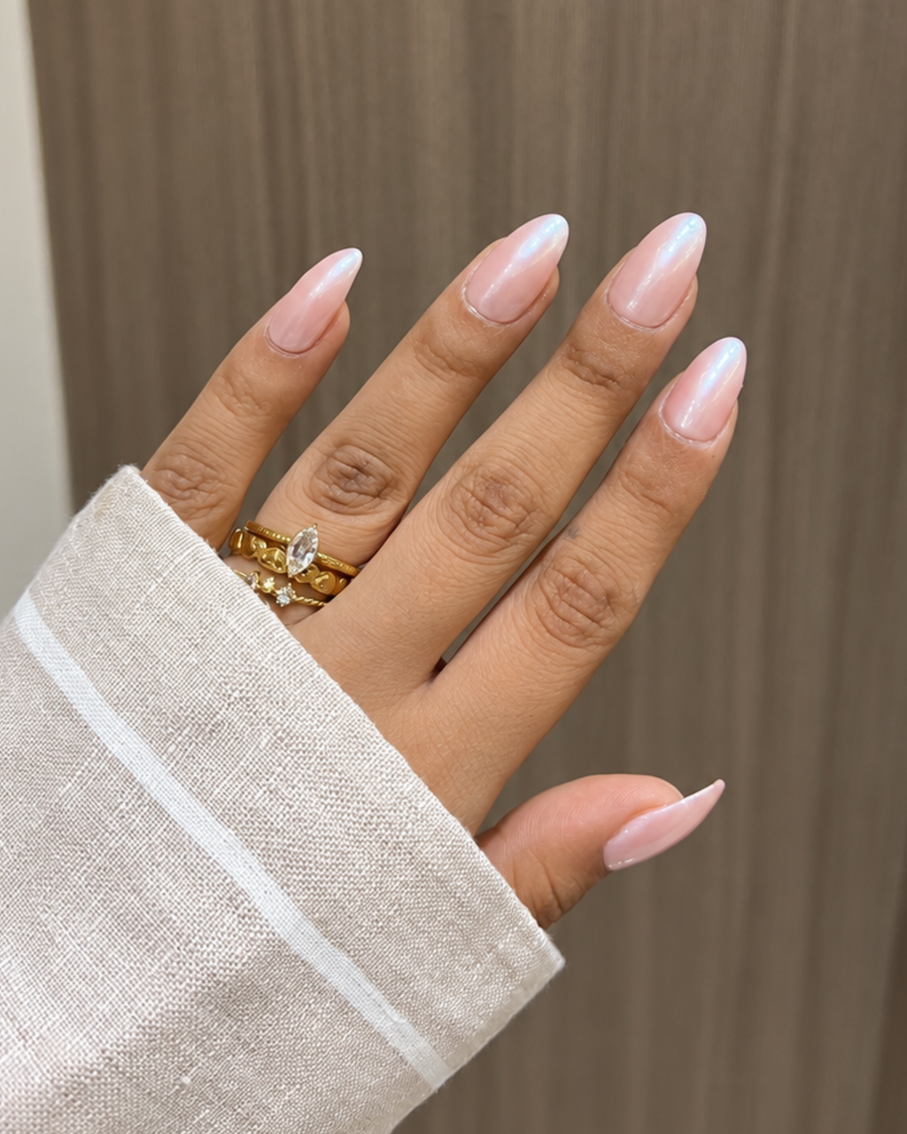 Hailey Chrome Pink press-on nail set of 20 in standard sizes