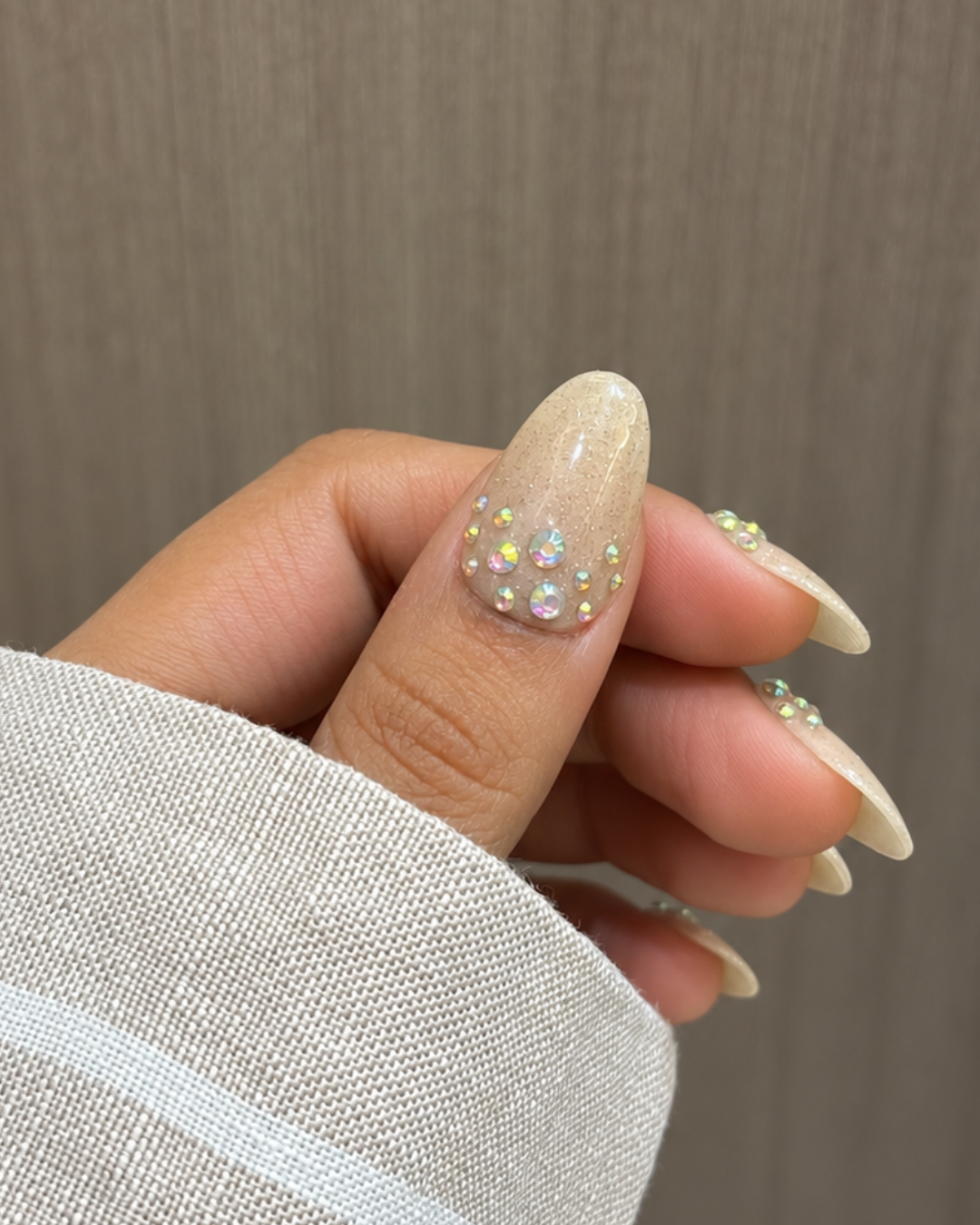 Gem Glam Gold reusable press-on nails for an at-home manicure