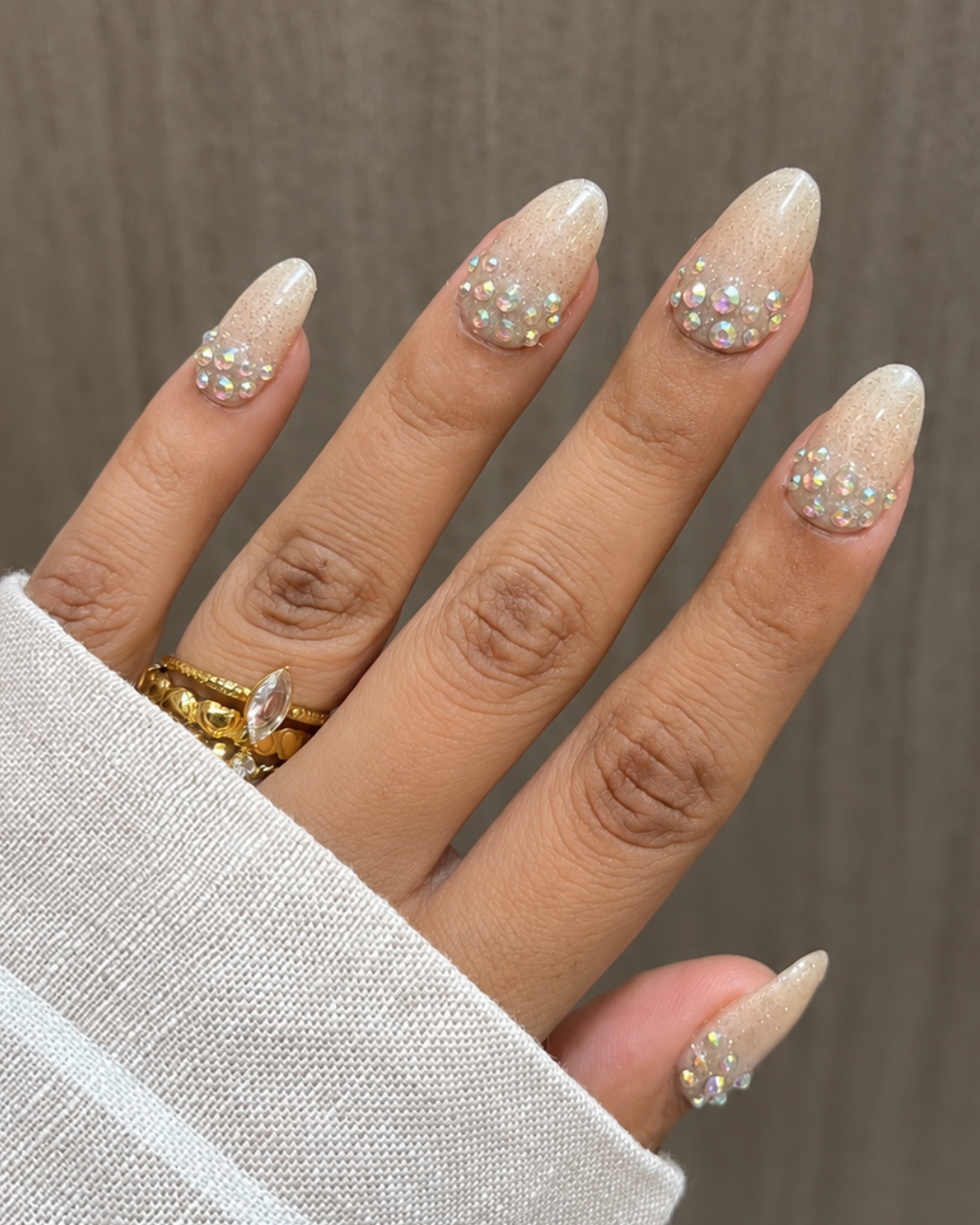 Gem Glam Gold press-on nail set of 20 in standard sizes