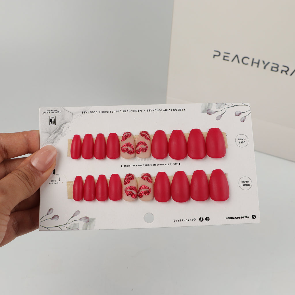 Hot Kiss 4Designer Nails