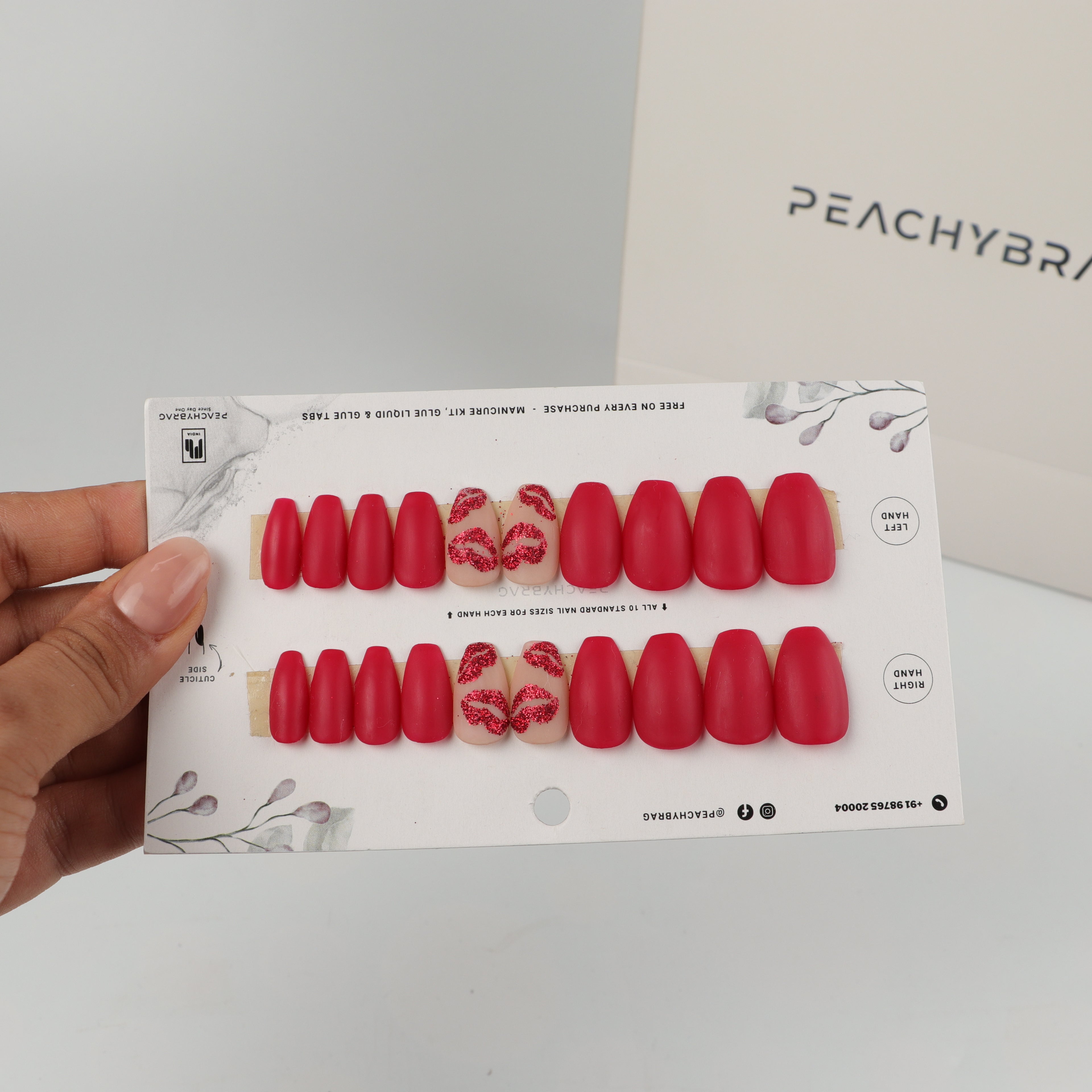 Hot Kiss 4Designer Nails