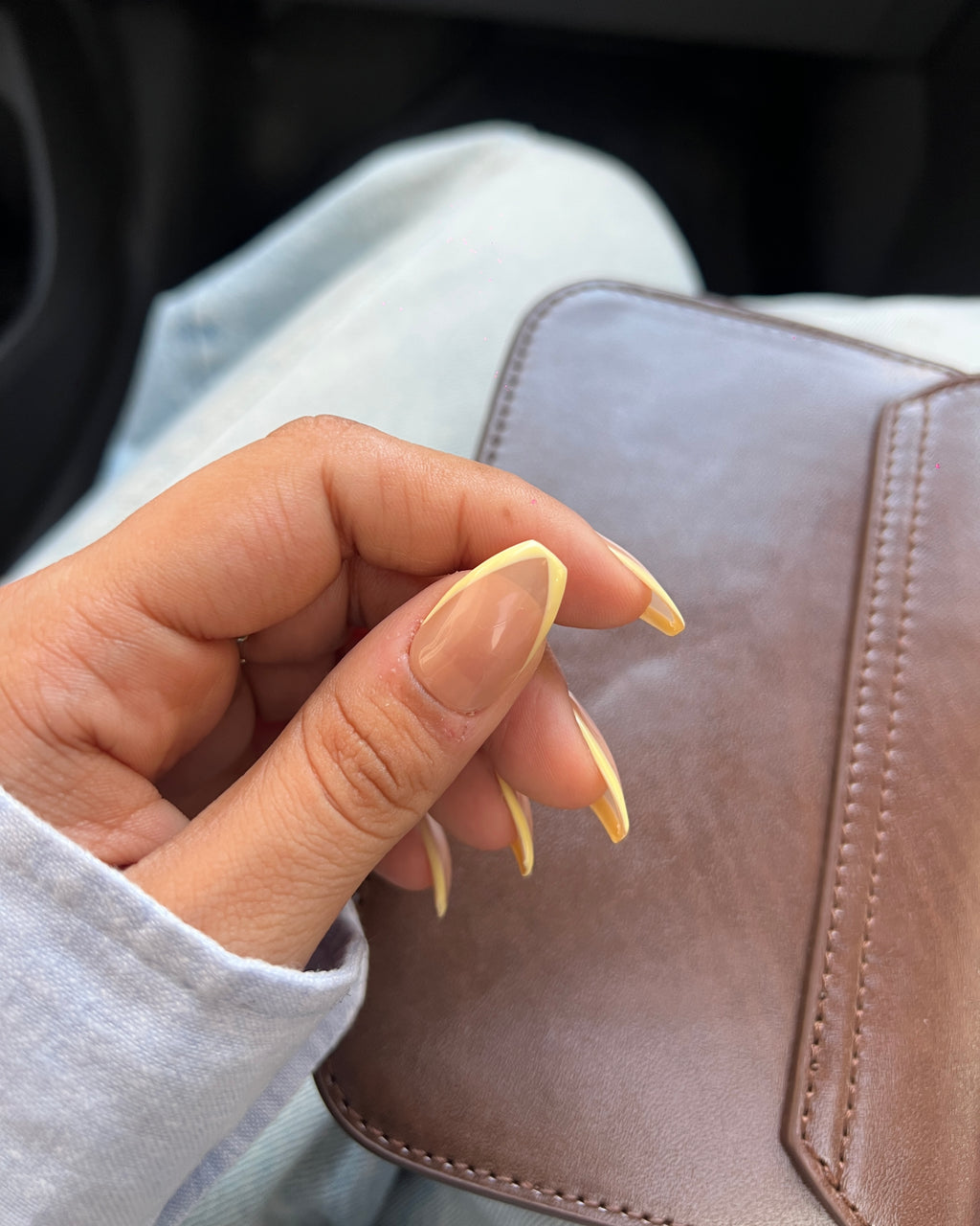 Butter Yellow Tips