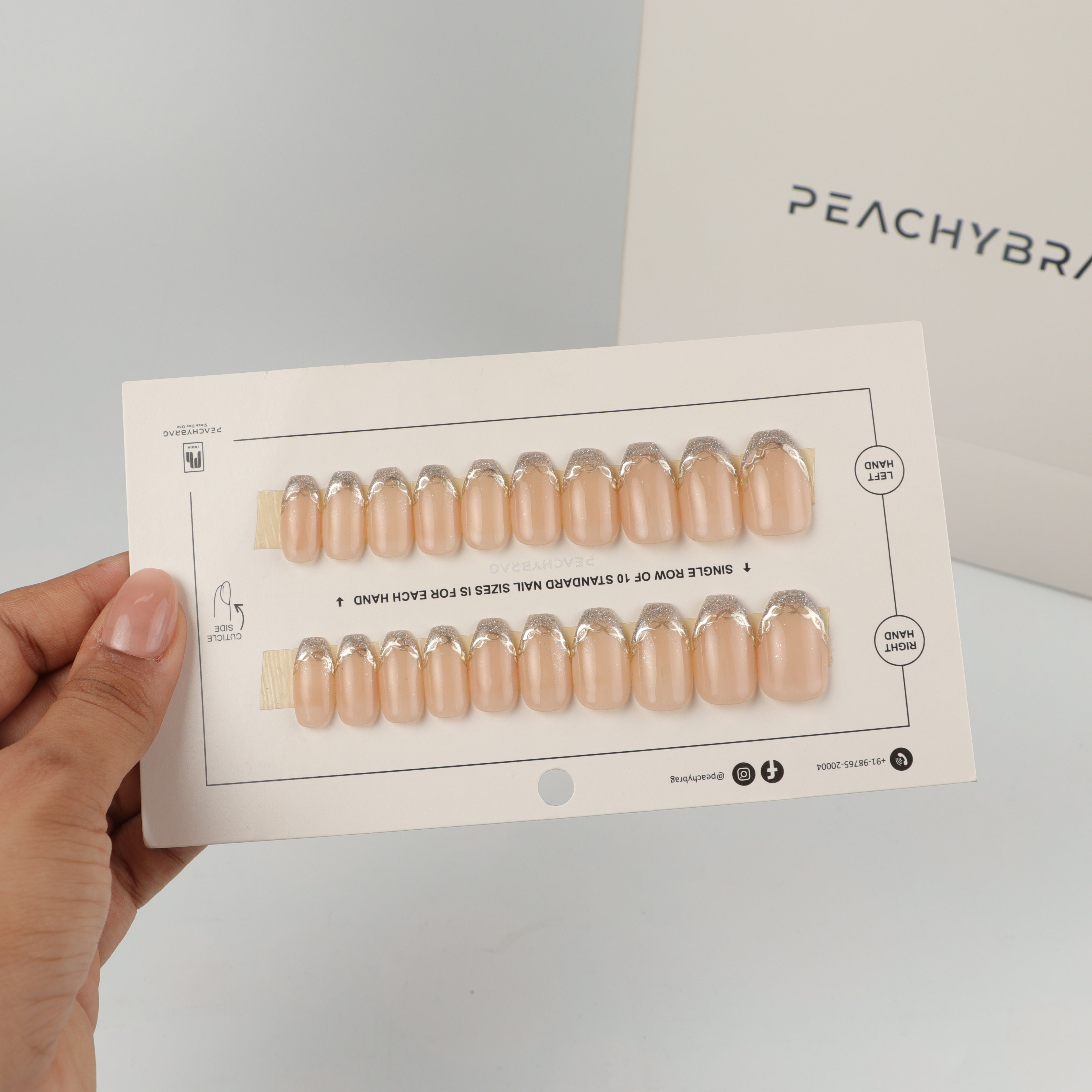 Chain Loop Nails