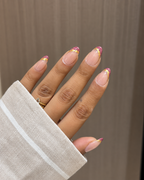 Foil Veil press-on nail set of 20 in standard sizes
