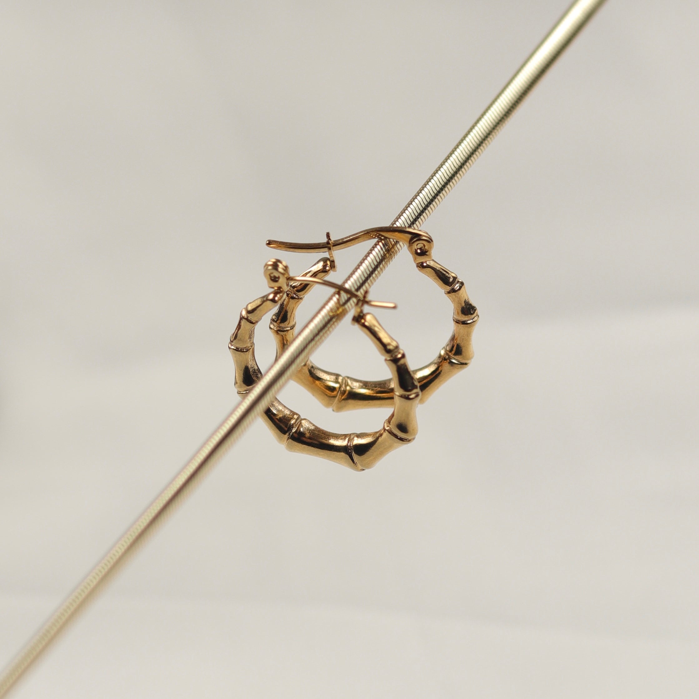 Crava earrings (test)