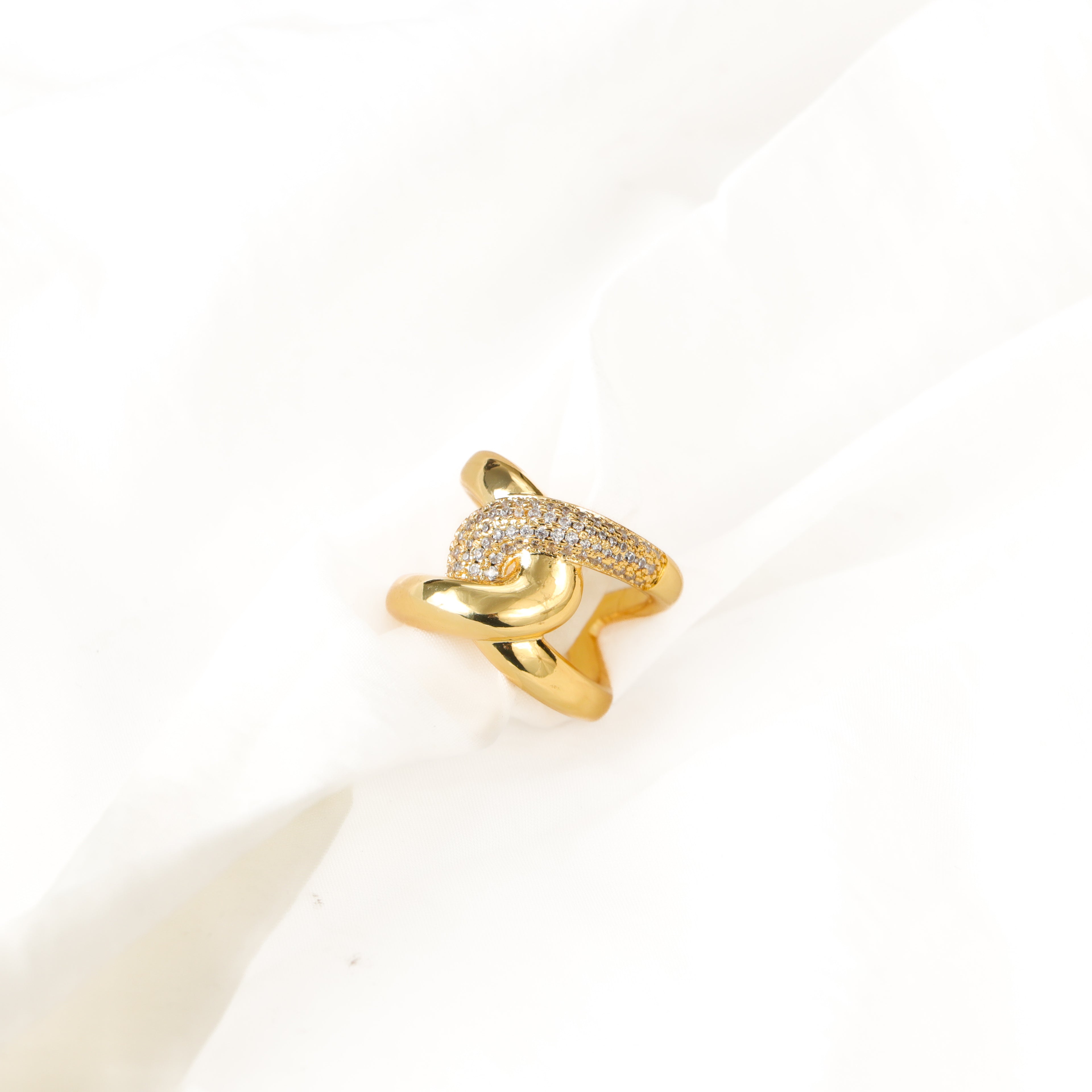 Knot Ring