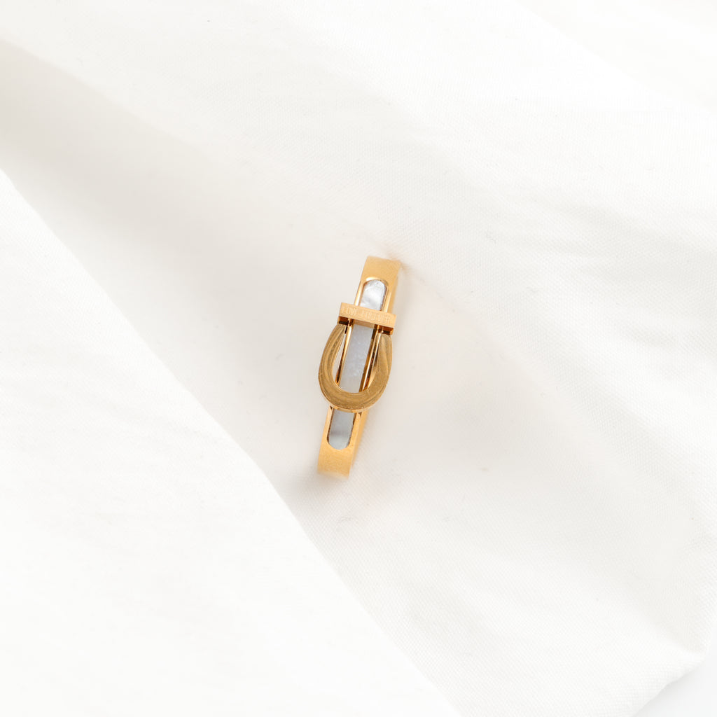 Buckle Ring