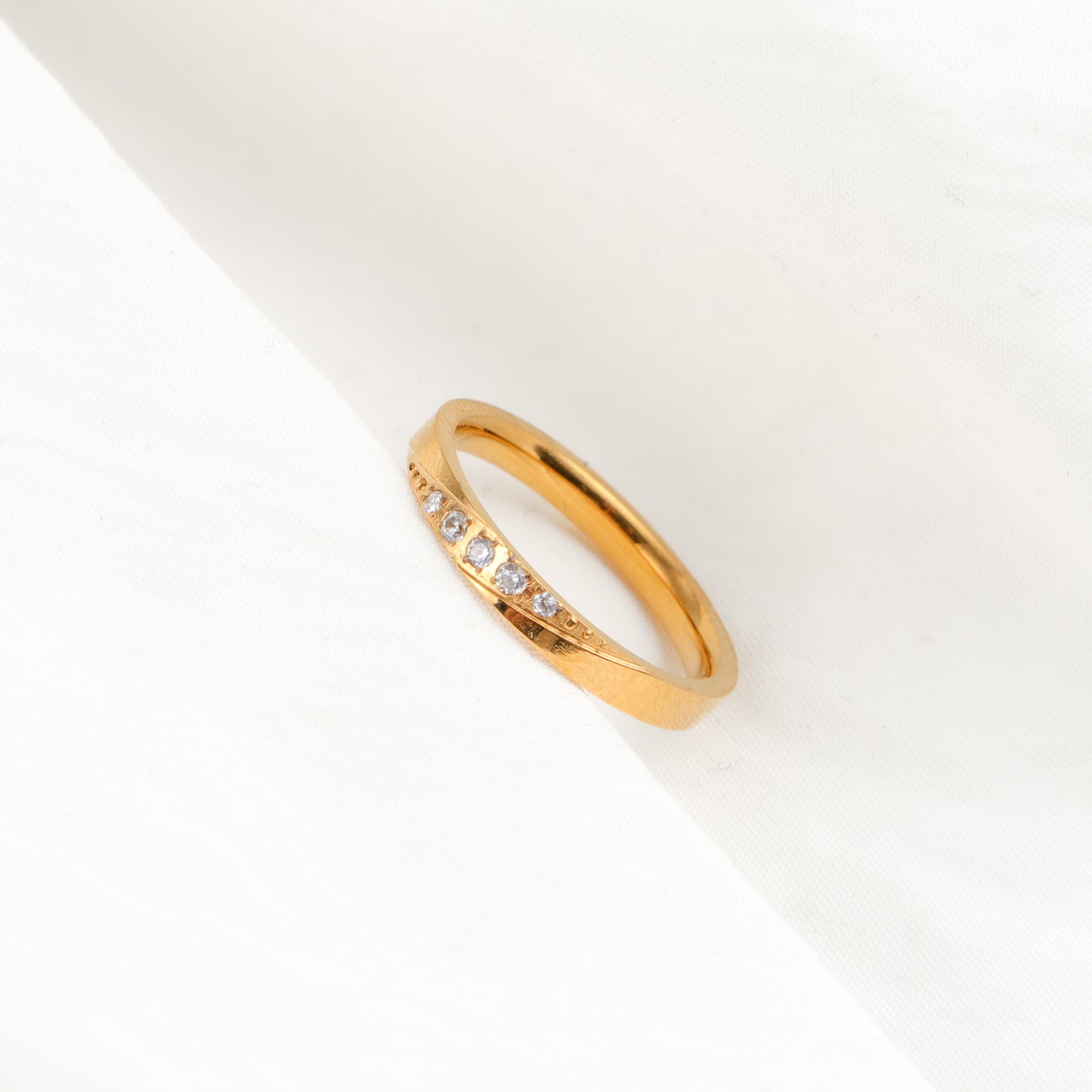 Studs Stroke Band Ring