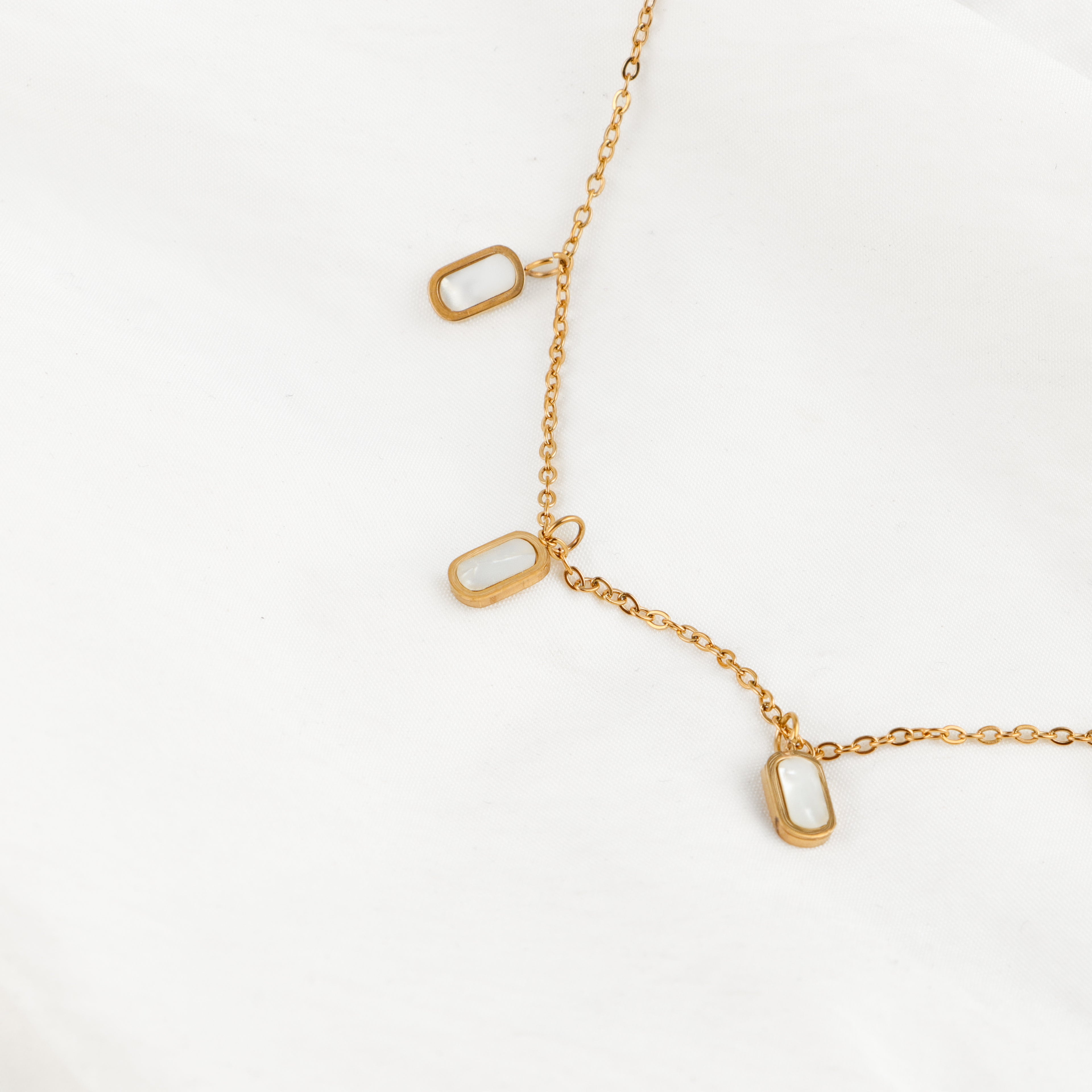 Bella Necklace