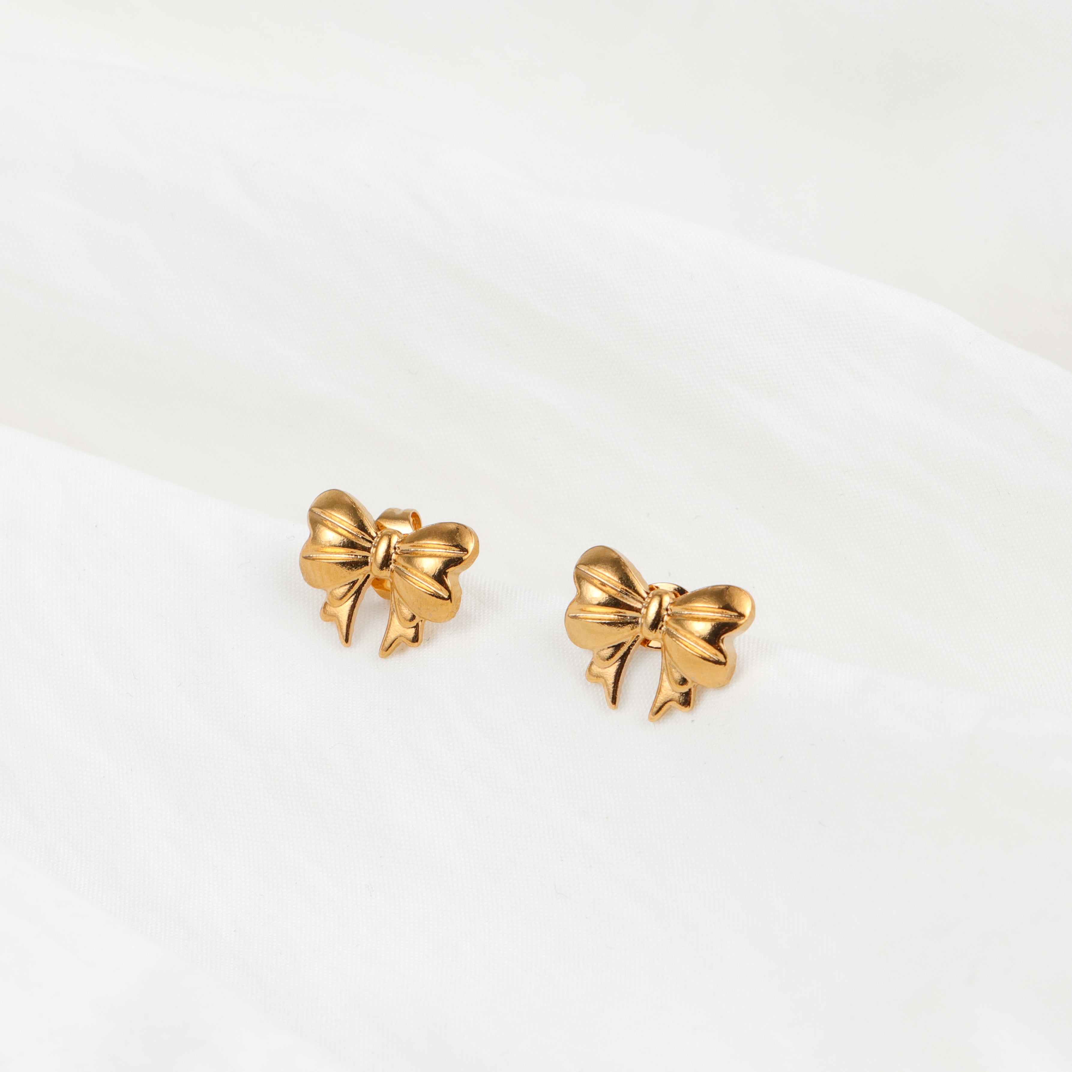 Bow It Earrings