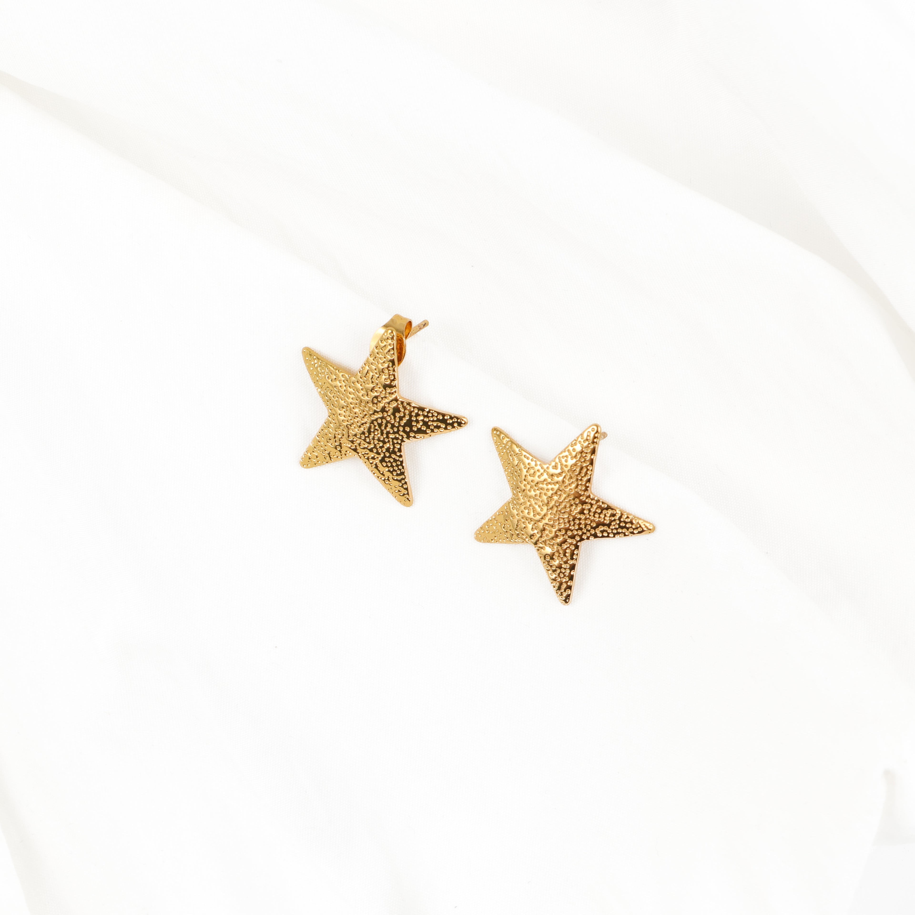 Twinkle Star Earrings