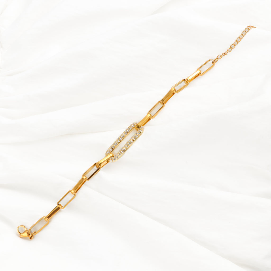 Hitched Bracelet