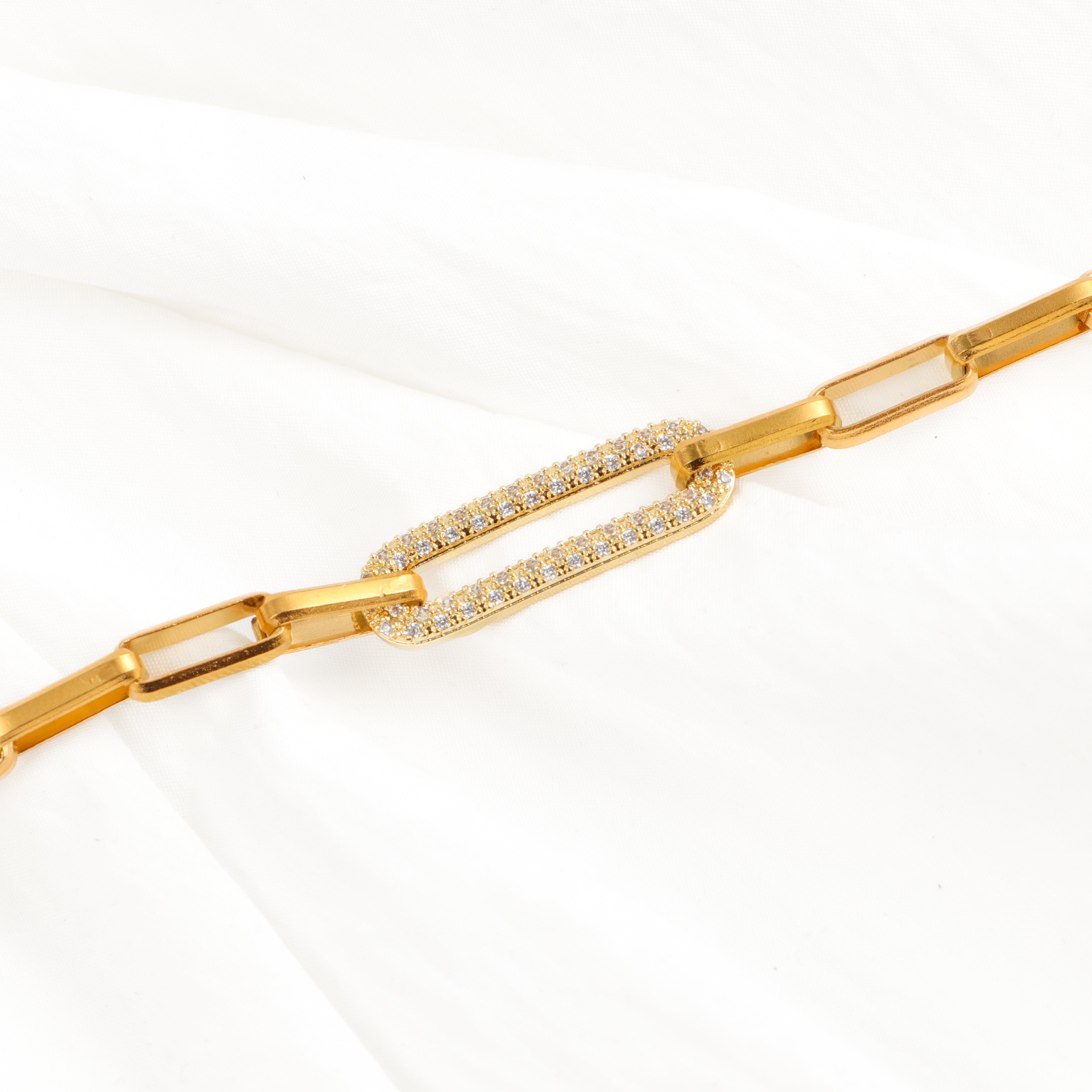 Hitched Bracelet