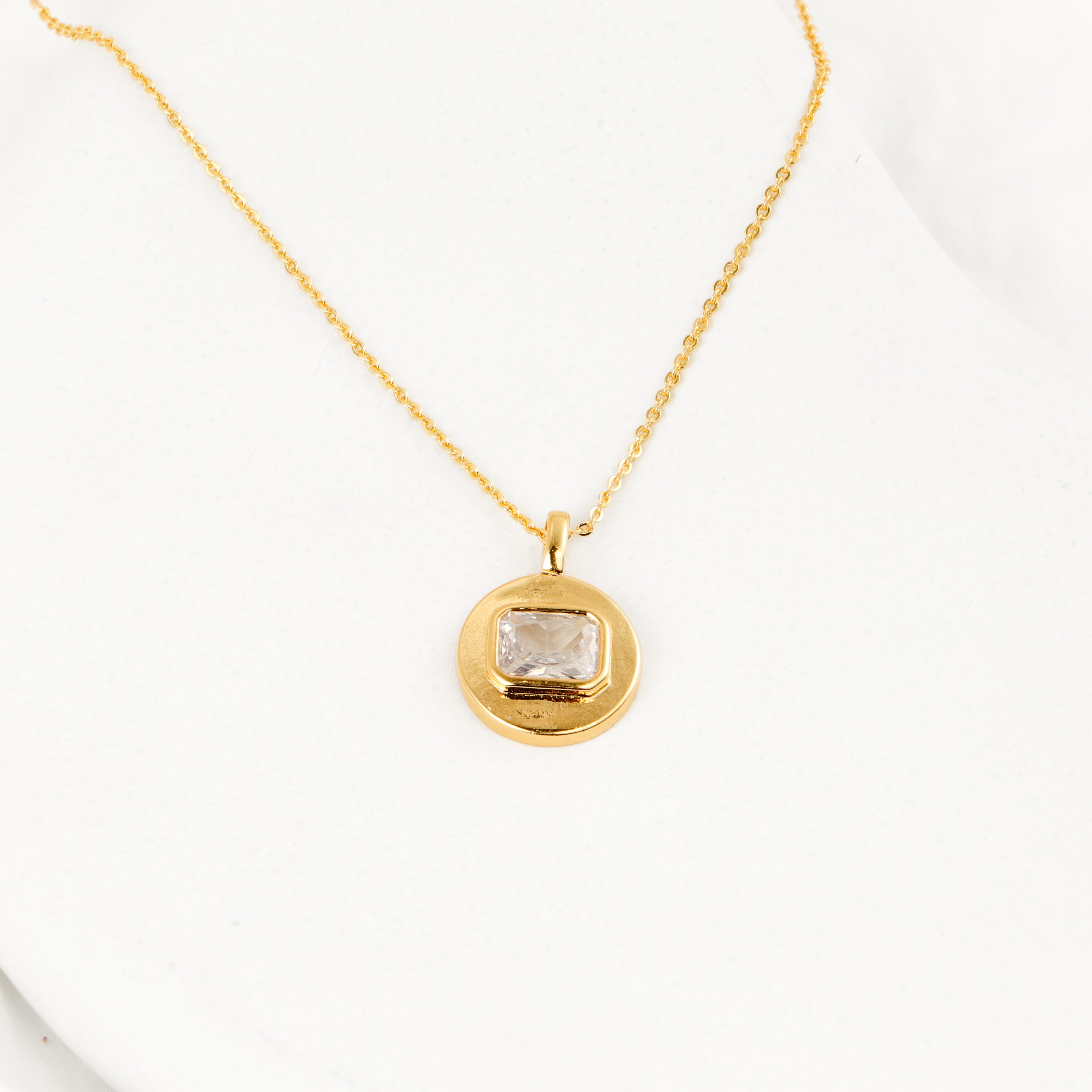 Alice Necklace