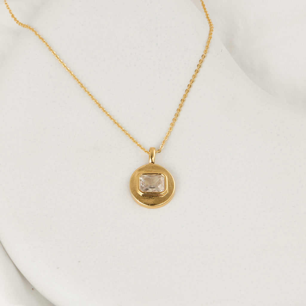Alice Necklace