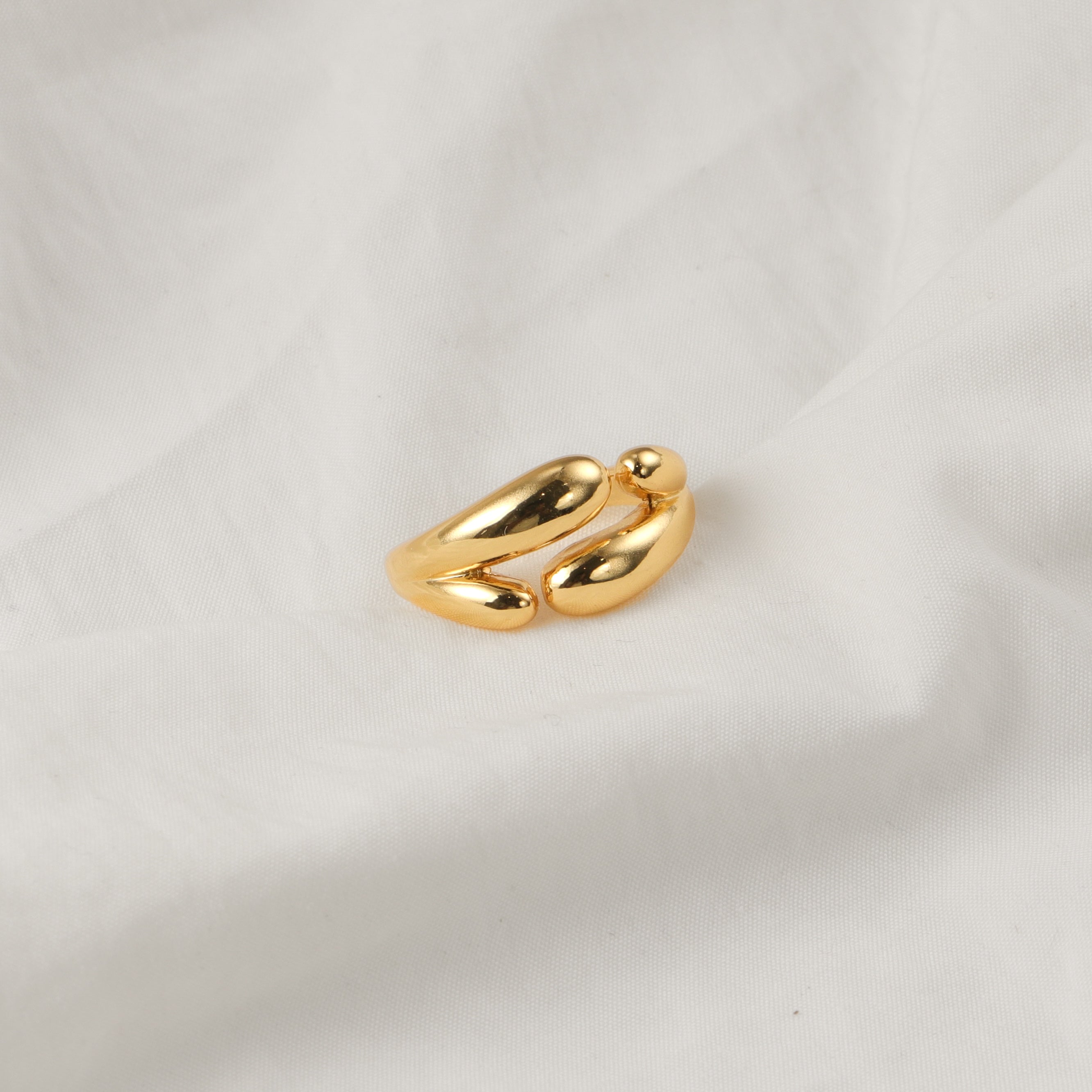 Sweatheart Ring B