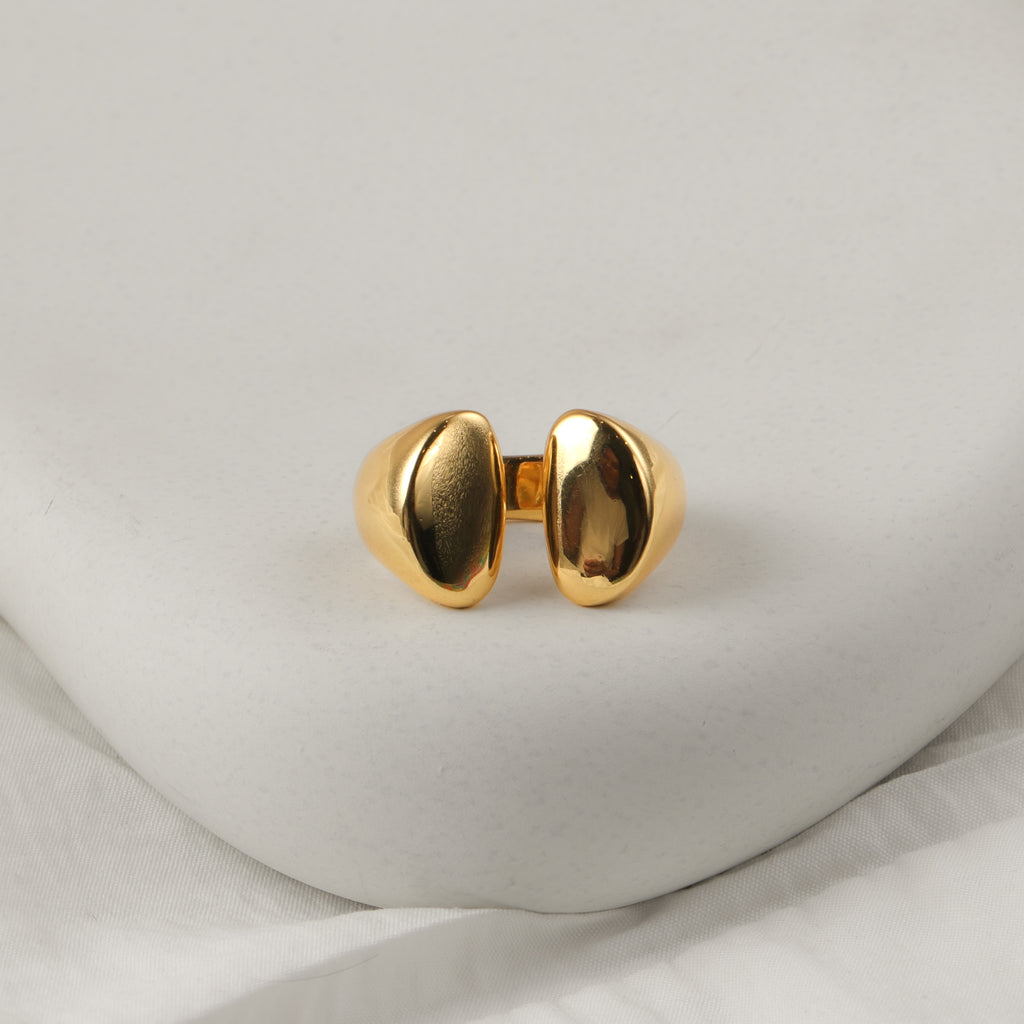 Tambora Ring