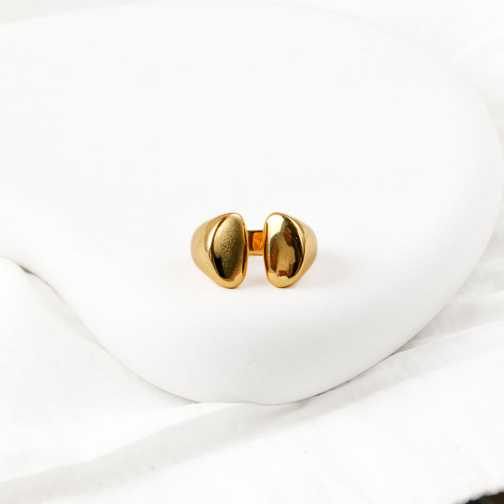 Tambora Ring