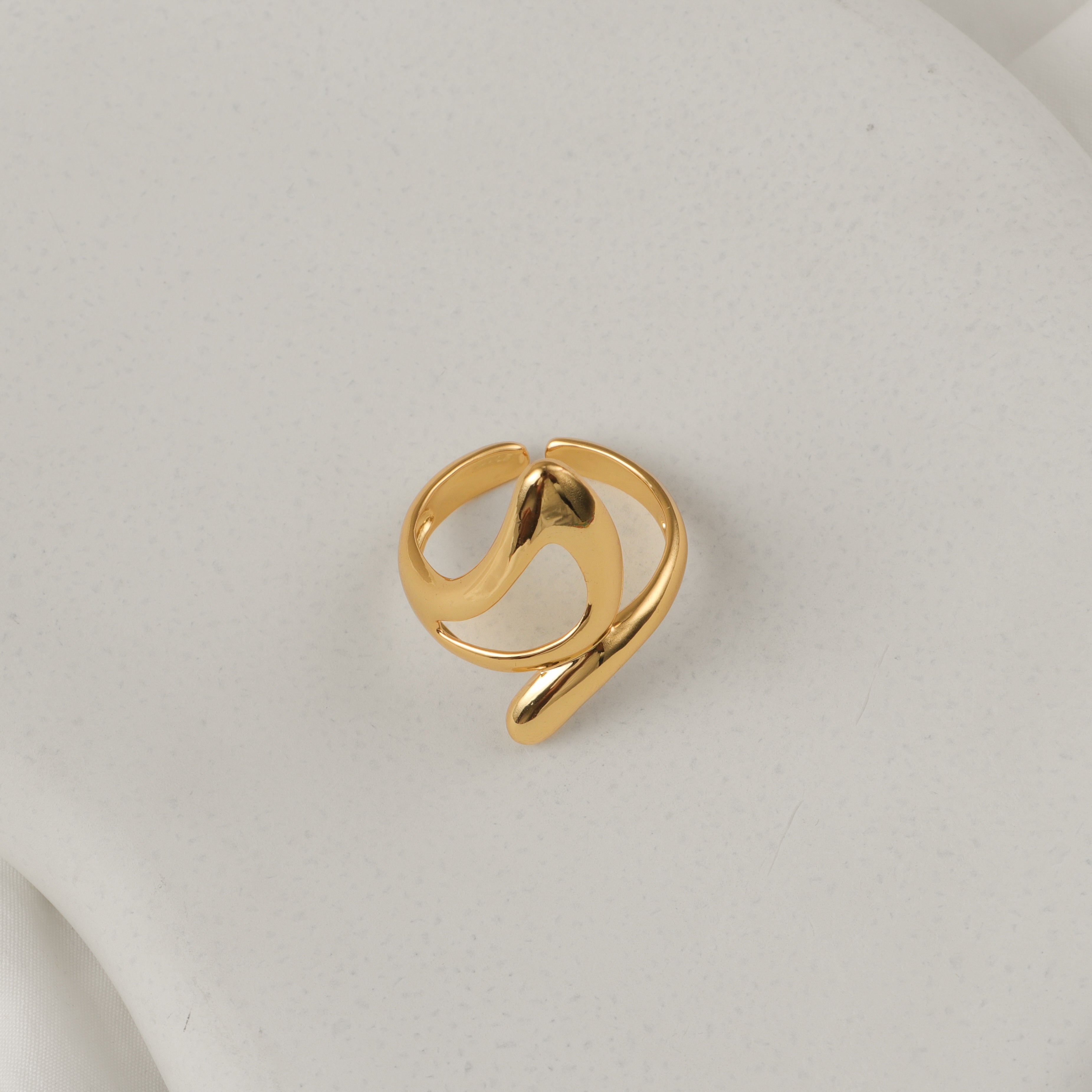 Crook Ring