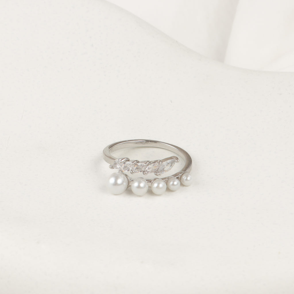 Feminine Ring