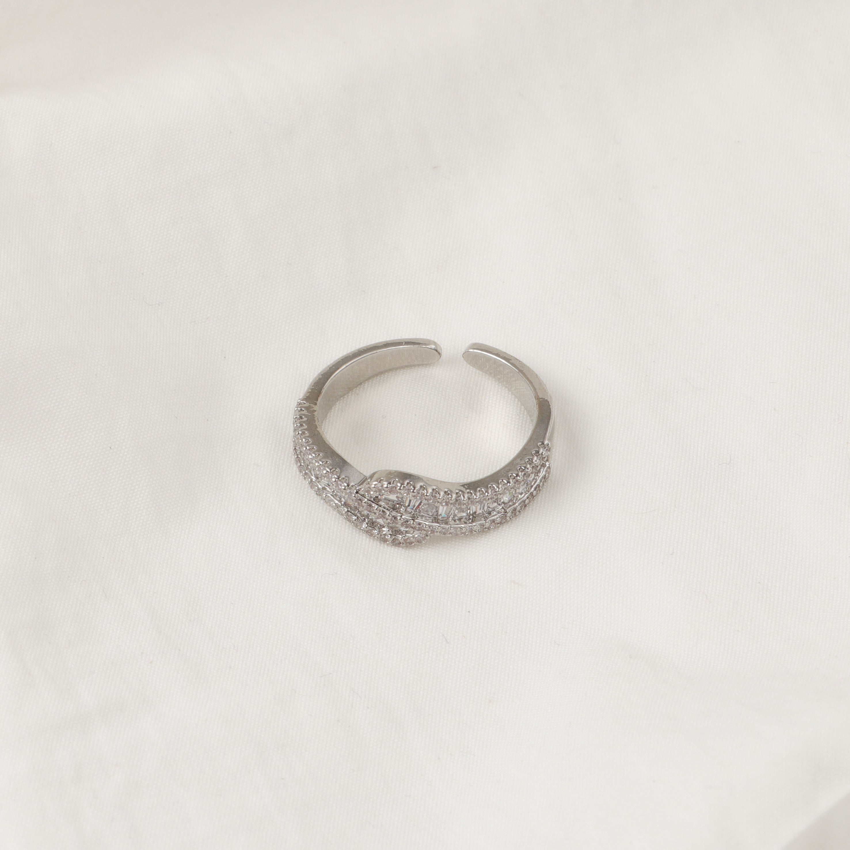 Bond Ring