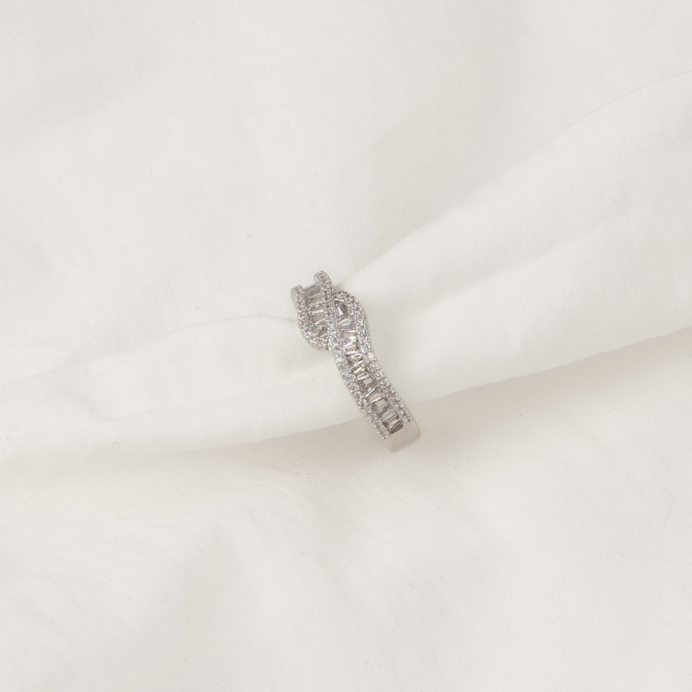 Bond Ring