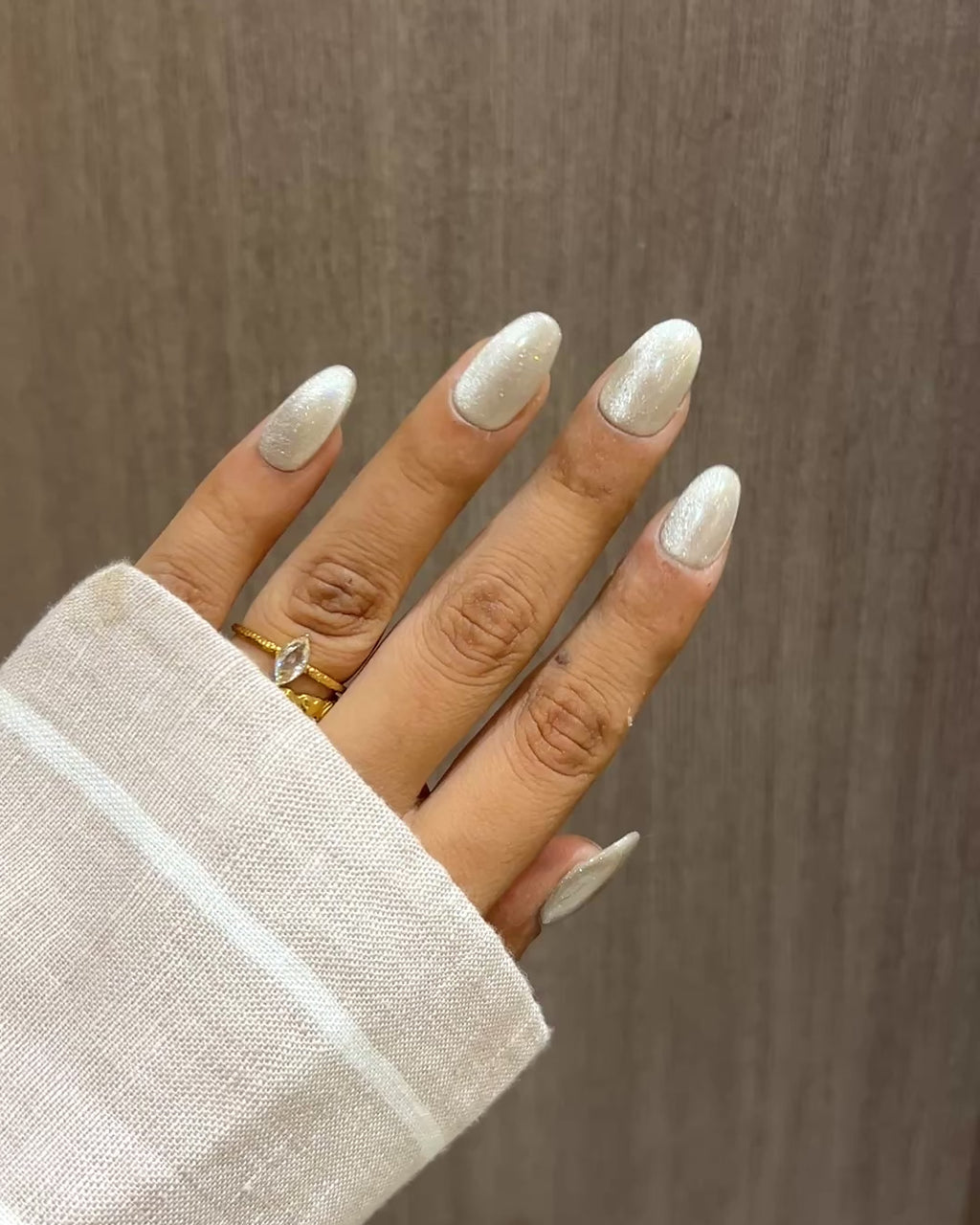 Mocha Mist Cateye Nails