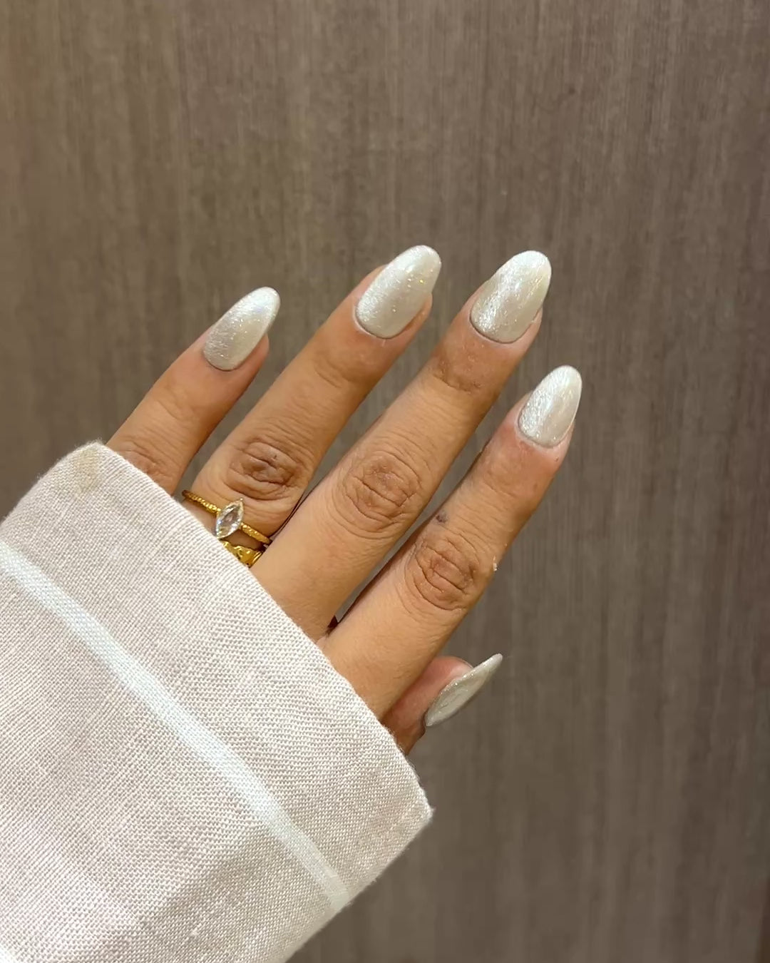 Mocha Mist Cateye Nails