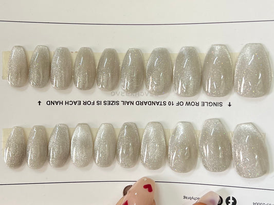 Moonlight Cateye Nails