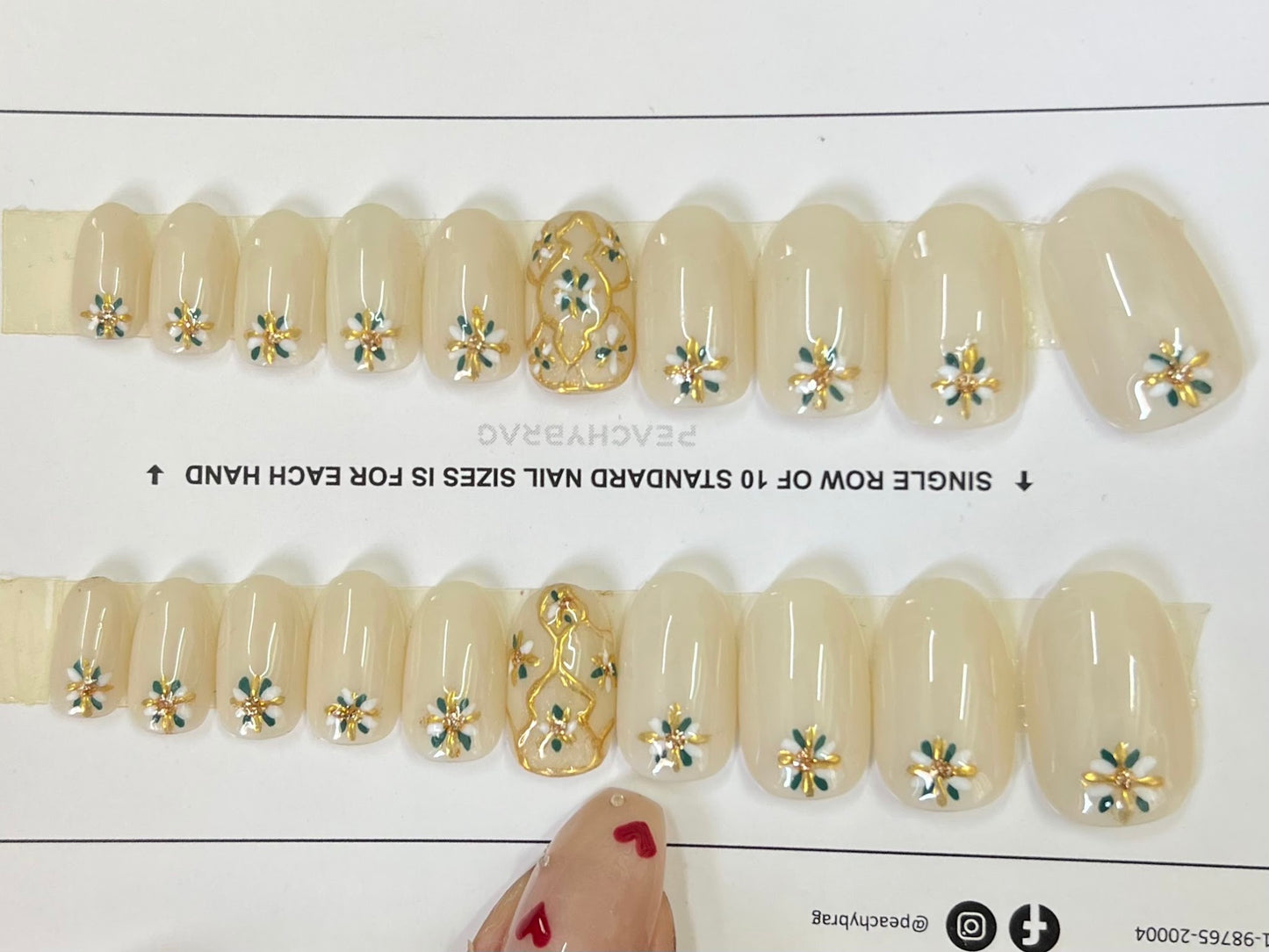 Noorzaar Press On Nails